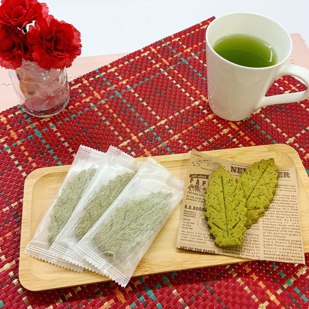 Shizuoka Kakegawa Kikugawa Deep Steamed Green Tea Moment 80g Packed ・Yokohama Totsuka Brand Certified Chacha Cookies Set of 20