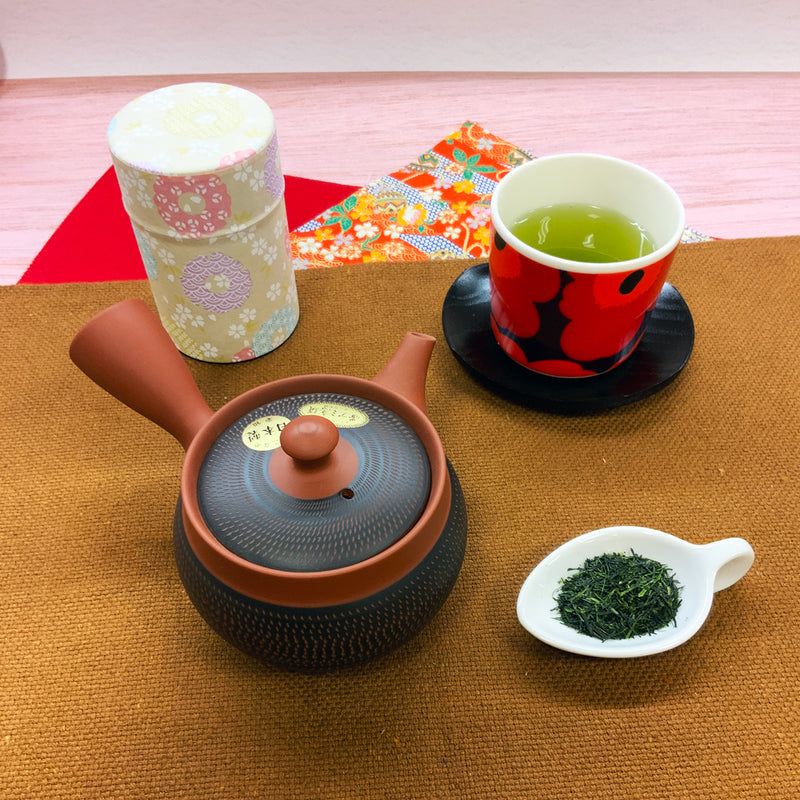 【福岡八女産やぶきた＆さえみどり品種】 特製深蒸しかぶせ緑茶「八女の香り」80g詰※ネコポス便4本まで