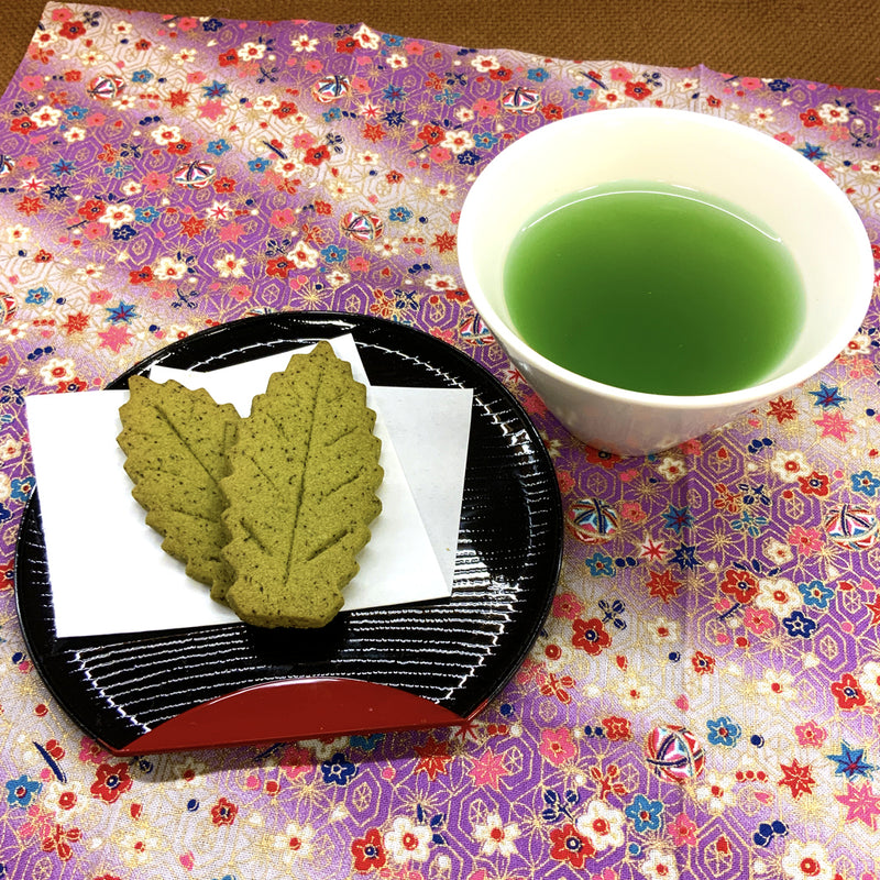 【鹿児島産深蒸し緑茶玉露造り＆茶々クッキー20枚入セット】